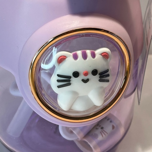 Cute Purple Water Bottle with Cat Design - Picture 4 of 10